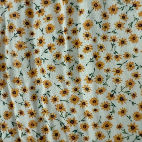 Lace sunflower dress 🌻 - Picture 6 of 6